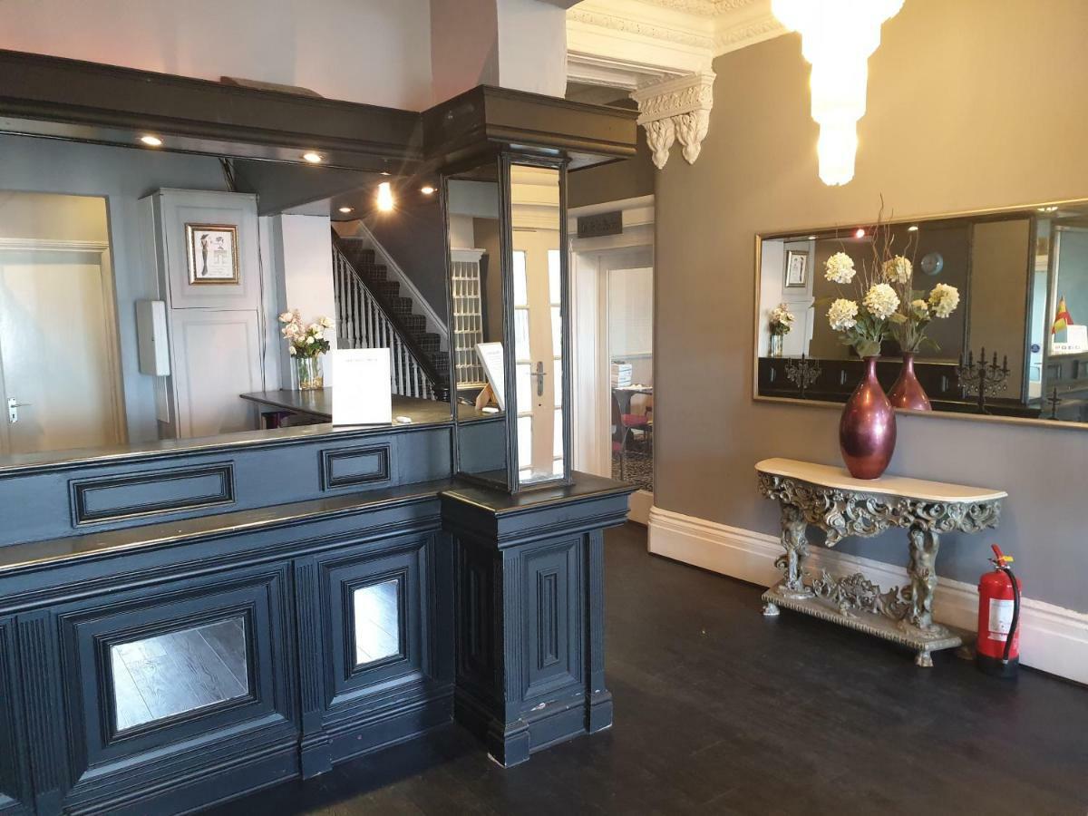 The Parisienne Hotel Blackpool Extérieur photo
